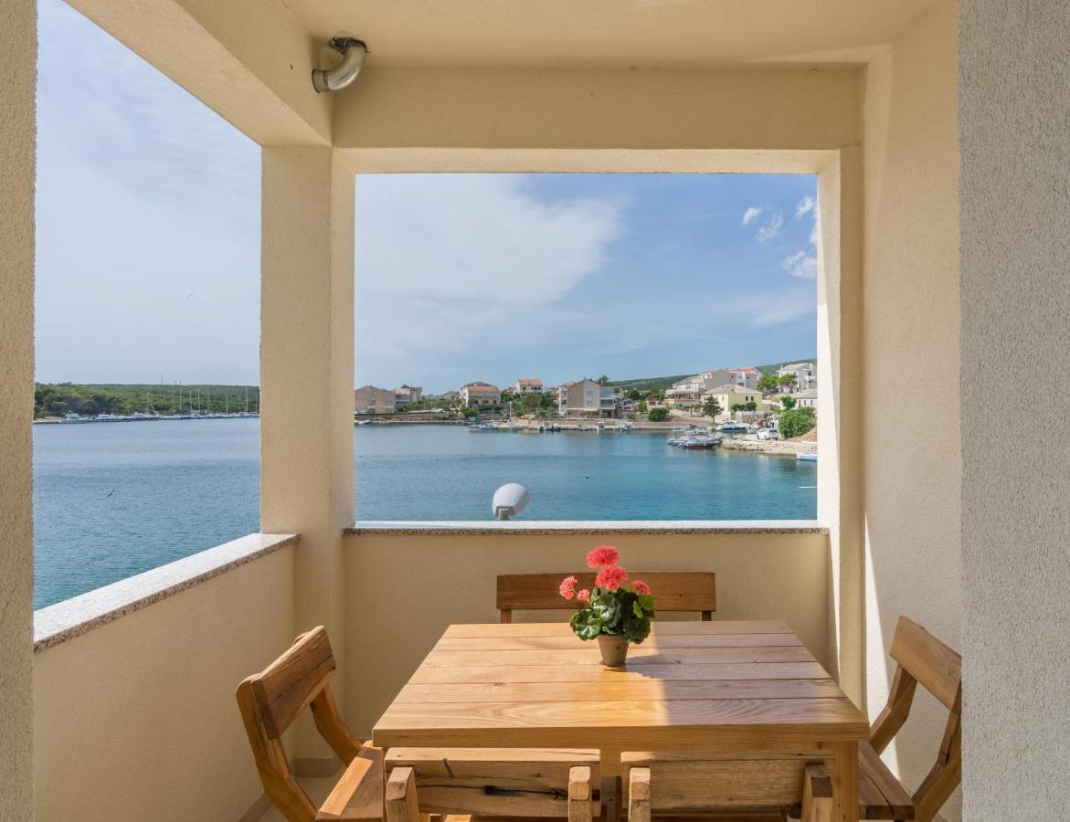 Apartments By The Sea Simuni, Pag - 18386 Kolan Εξωτερικό φωτογραφία