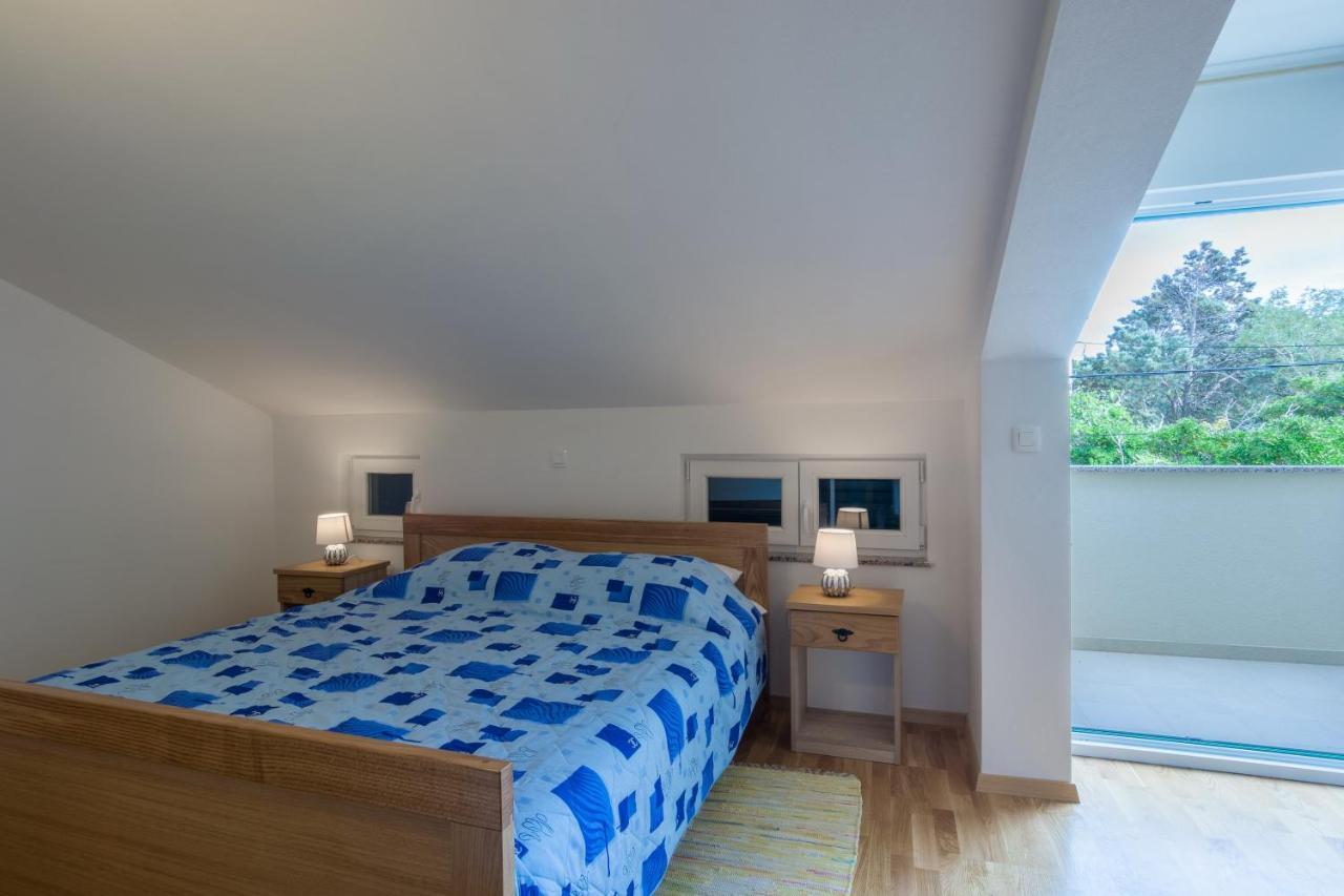 Apartments By The Sea Simuni, Pag - 18386 Kolan Εξωτερικό φωτογραφία