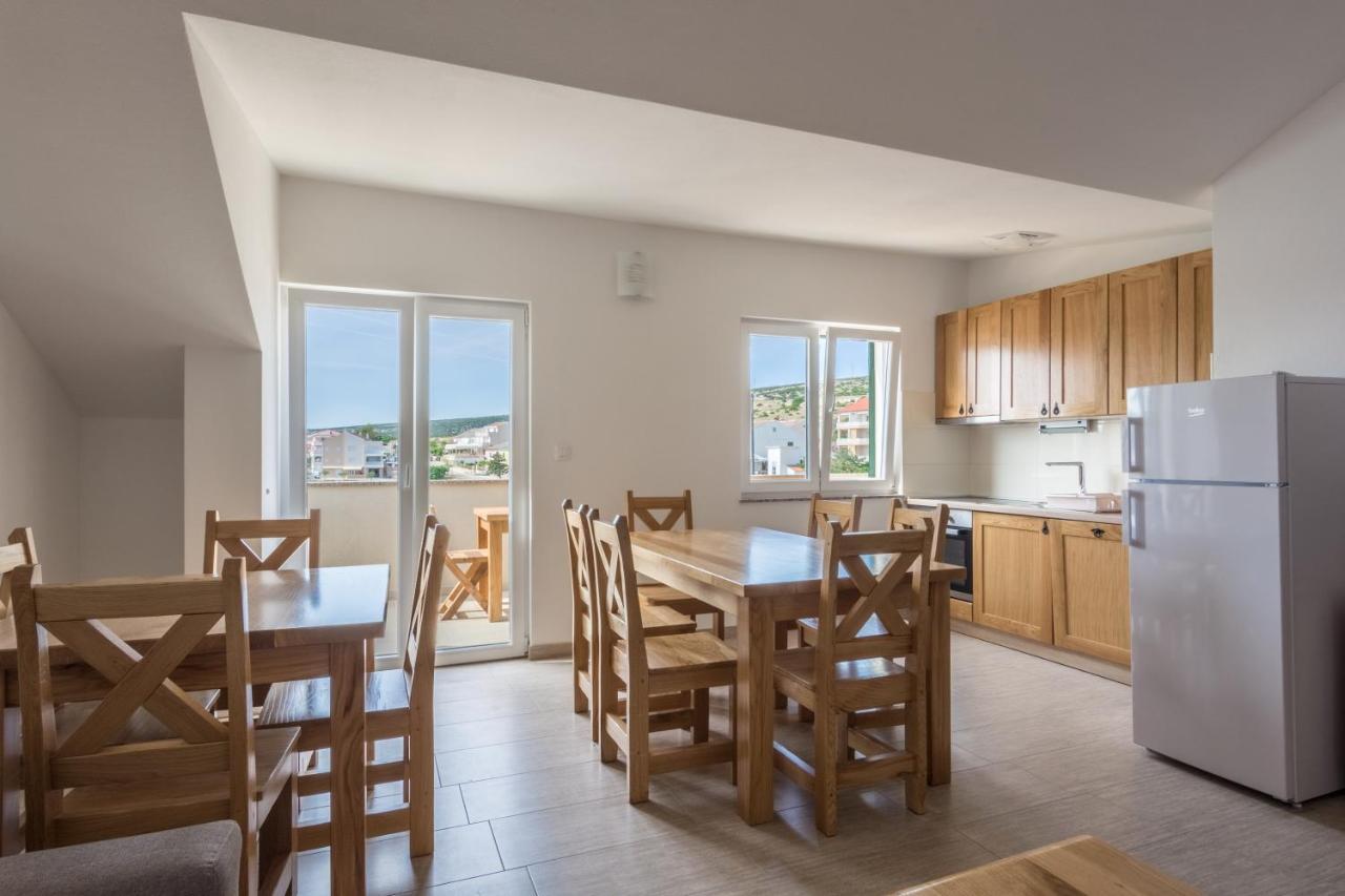 Apartments By The Sea Simuni, Pag - 18386 Kolan Εξωτερικό φωτογραφία